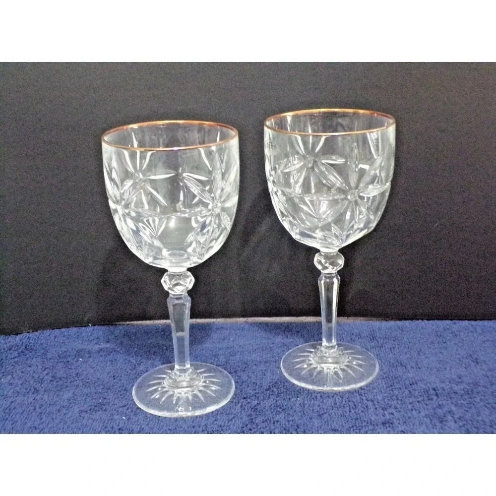 Crystal Etched Glass Daisy Design w/ Gold Trim Goblets 8 oz‎ F-18856-1 7.5
